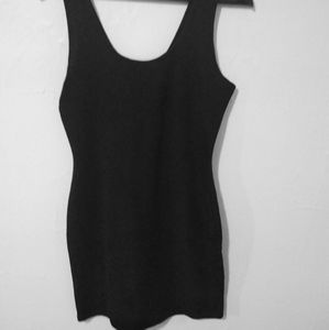 Black bodycon dress